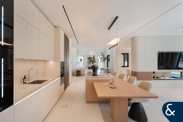 Fully upgraded | Vacant now | Turnkey