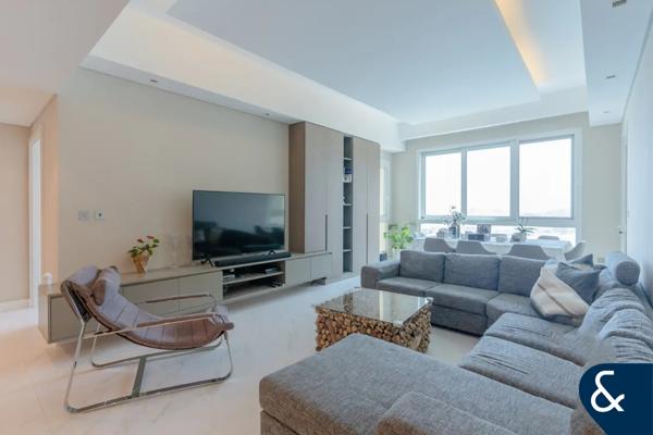 Vacant | Renovated | Palm & Marina Views