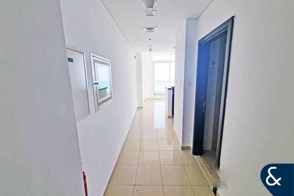 1 Bedroom | Sea View | Corner Unit | Balcony