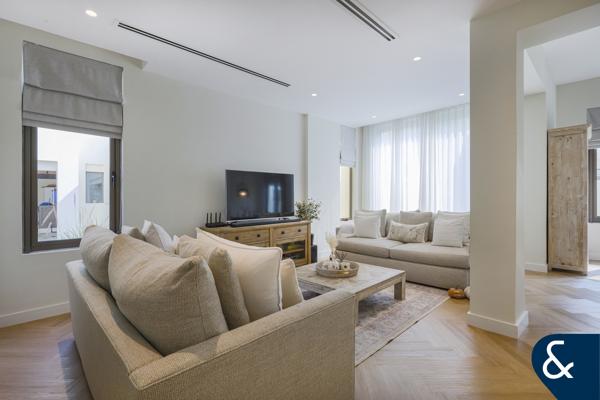 Upgraded | Fully Extended | Stunning Property