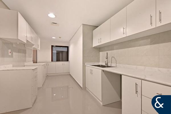 Upgraded | 4 Bedrooms | Partial Sea View