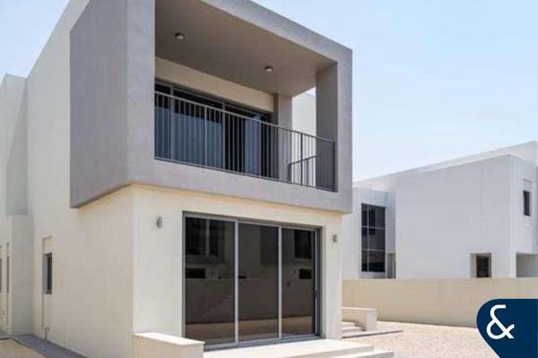 4 Bedroom | Maids | Landscaped Garden