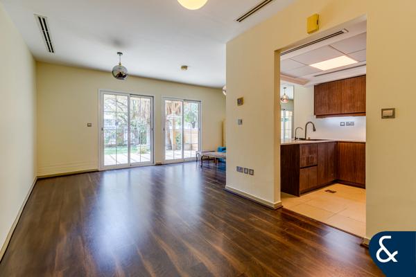 Vacant on Transfer | 2 Bedroom | Upgraded