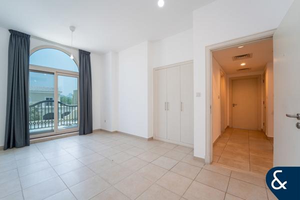 Esmeralda | 5 Bed + Maid | Prime Location