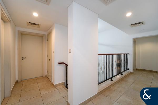 Esmeralda | 5 Bed + Maid | Prime Location
