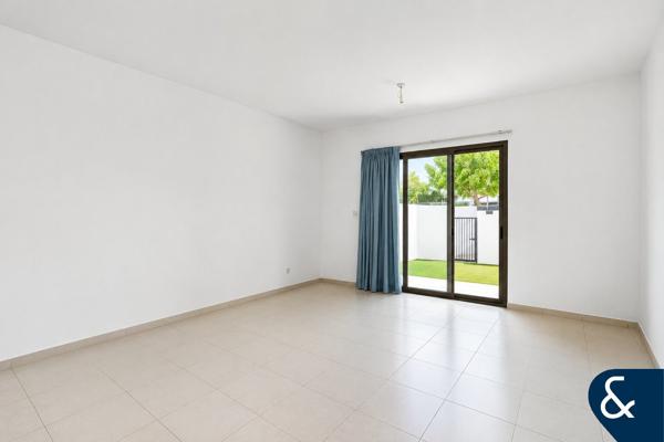 Open Plan Living | Park Backing | Spacious