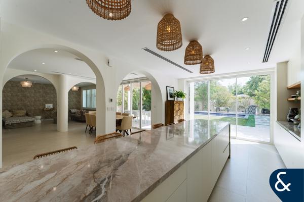 BRAND NEW TURNKEY | 4 Bed Extended | 7k Plot