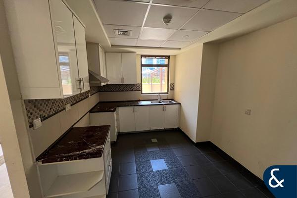 4 Bedroom & Maid| Rare Layout |Large Terrace