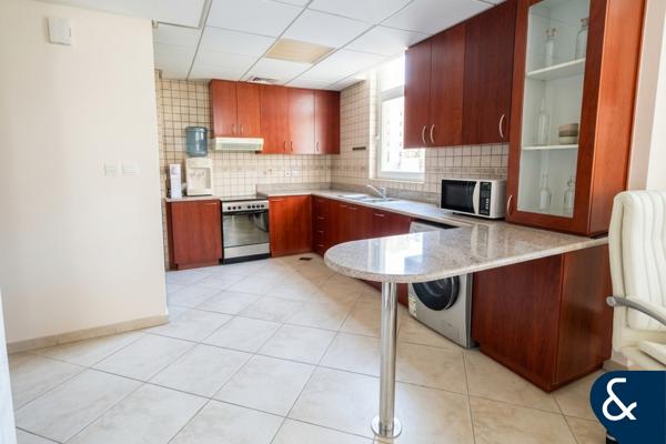 One Bed I Corner Unit I Courtyard View