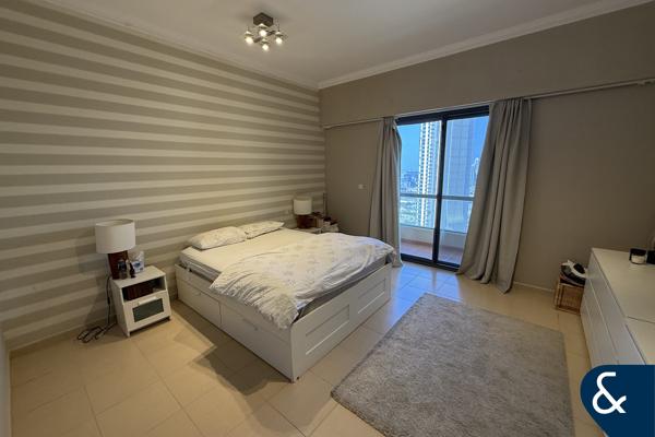 Full Sea Views | 1 Bedroom | Notice Served