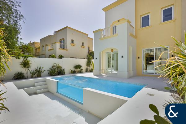 REDUCED | Private Pool | 3 bed UPGRADED | 4E
