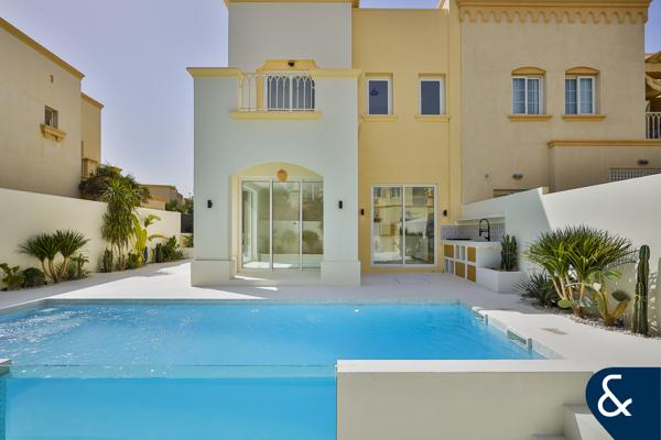 REDUCED | Private Pool | 3 bed UPGRADED | 4E