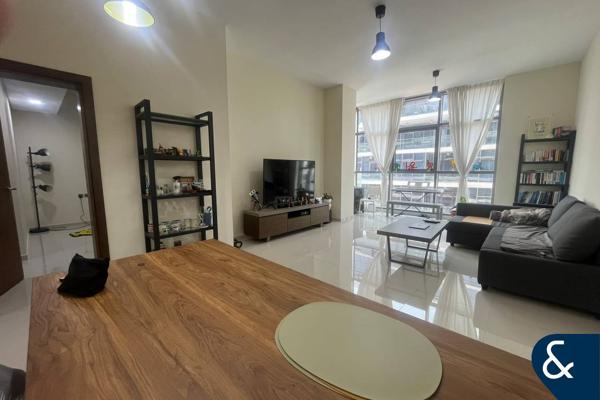 1 BEDROOM | MID FLOOR | LARGEST SIZE | VOT
