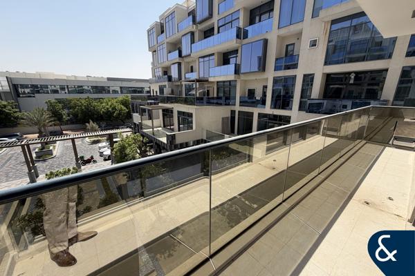 Modern 2Bed + Maids | Vacant | Motor City