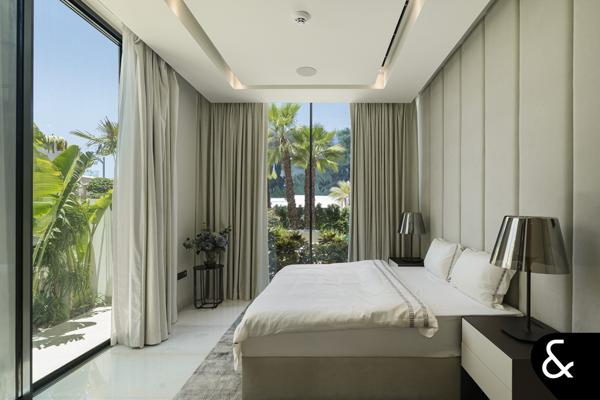 Panoramic Views | 4 floors | Billionaires row - Image 24