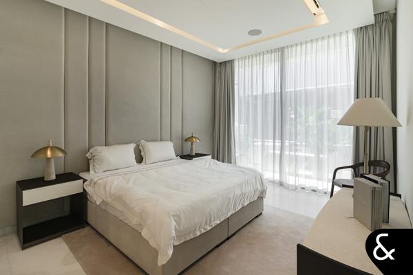Panoramic Views | 4 floors | Billionaires row - Image 29