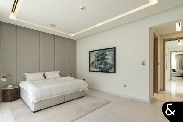 Panoramic Views | 4 floors | Billionaires row - Image 39