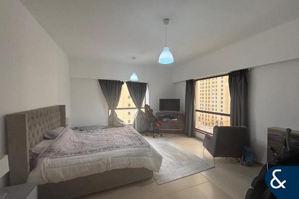Spacious 3 Bedrooms Apartment | Marina Views