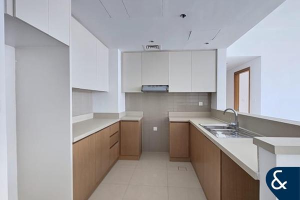 Full Park View | 2 Bedroom | Ready To Move