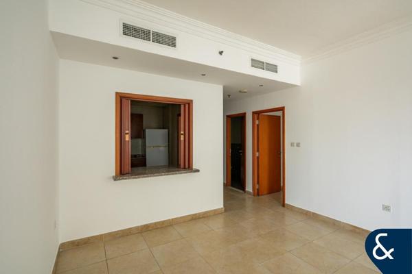 Large | One Bedroom | Golf Course View