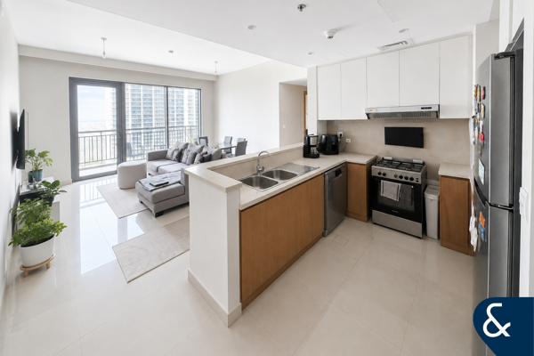 High Floor | Large Layout | VOT