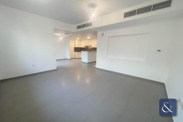 Multiple Cheques | 3 Bedrooms | Spacious |