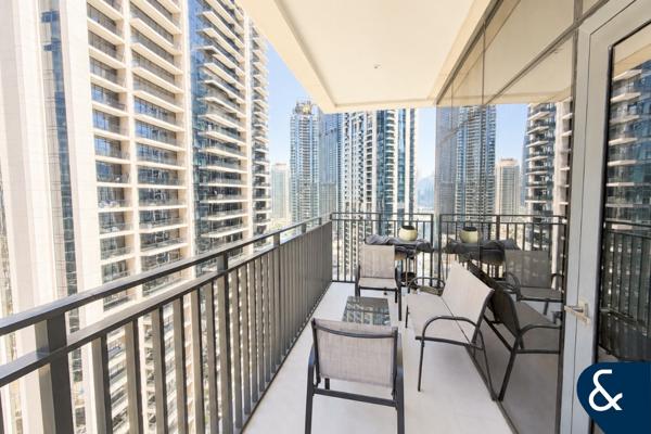 Boulevard Crescent 2 | 1+maids | Furnished
