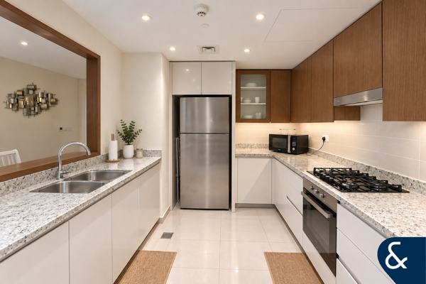 Luxury 2 Beds | Great Loc. | Nice Views