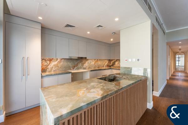 Furnished | Fully Upgraded | Vacant