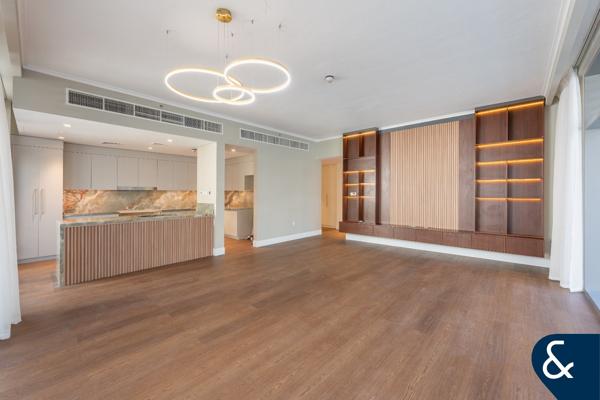 Furnished | Fully Upgraded | Vacant