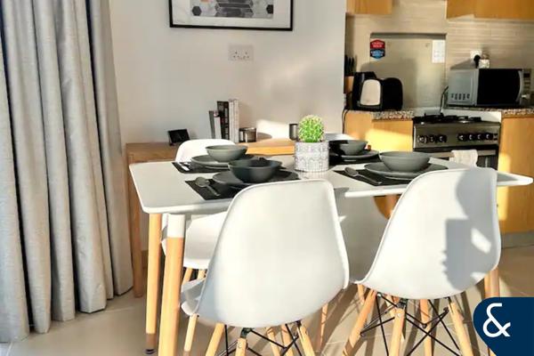 One Bedroom | Fully Furnished | Open Plan
