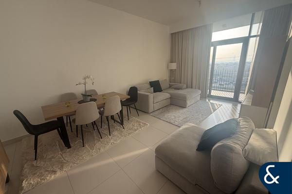 Large Layout | Closed Kitchen | Furnished