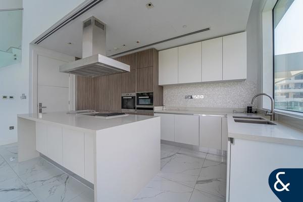 Duplex | 2 Beds Plus Study | Community Views