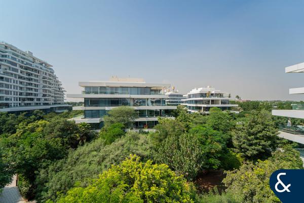 Duplex | 2 Beds Plus Study | Community Views