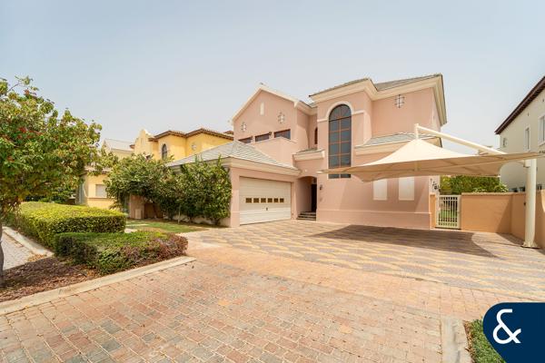 Lake View | Vacant | Well Maintained