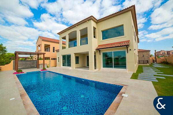 5 Bedrooms | Upgraded & Remodelled | Basement