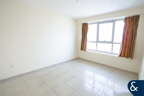 Two Beds | Close to Metro | Unfurnished
