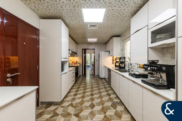 Vacant 4 Bed Townhouse | Green Community Gem