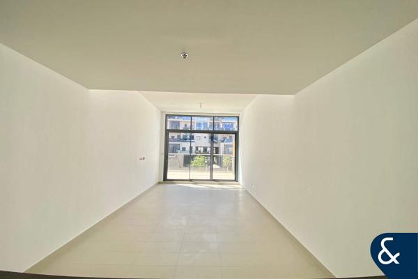 Three Bed + Maids I Pool View Terrace I VOT