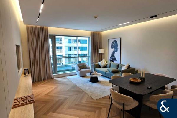 Vacant | Burj Khalifa View | Prime location