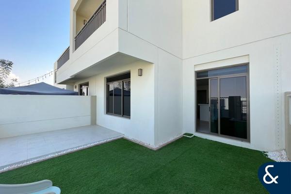 VASTU l Rented NNS l Next to Pool & park