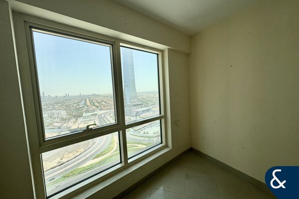 1 Bedroom APT | High Floor | Lake View