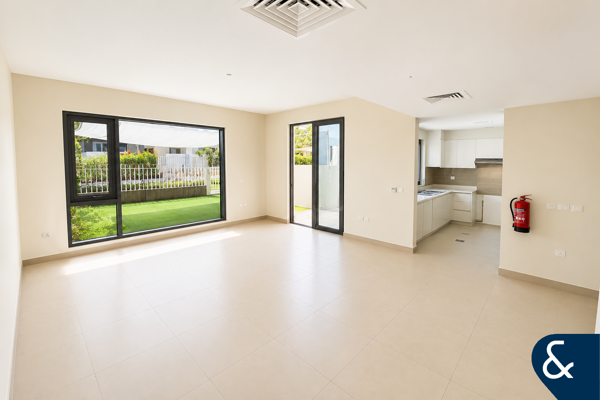 Exclusive | 3 Bedroom | Vacant On Transfer