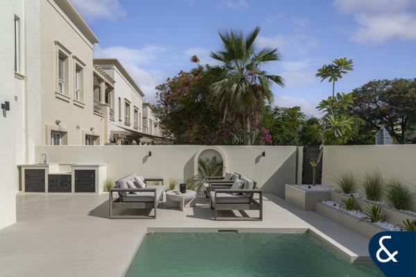 One of a Kind | Extended | Upgraded | 3 Beds