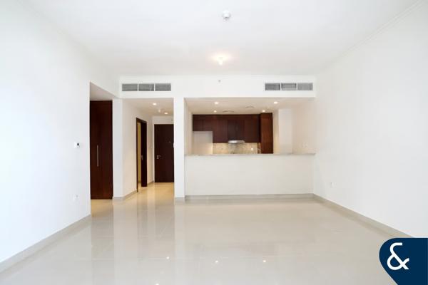 Vacant I Mid Floor I South Facing Apartment