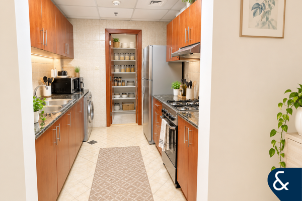 1 Bedroom | Tenanted | Marina View