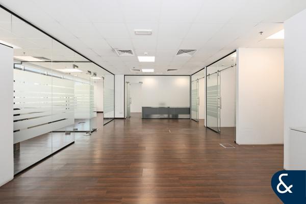 Fitted | High Floor | Free Visitor Parking
