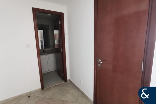 One Bedroom | Garden View | Vacant Soon