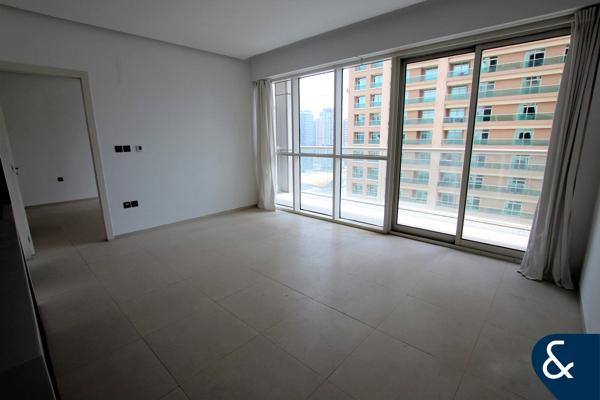 Modern Finish | 1 Bedroom | Available Now