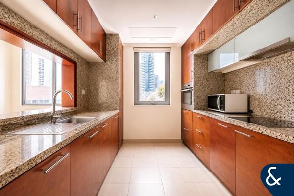 Vacant Now | Spacious Layout | Park View